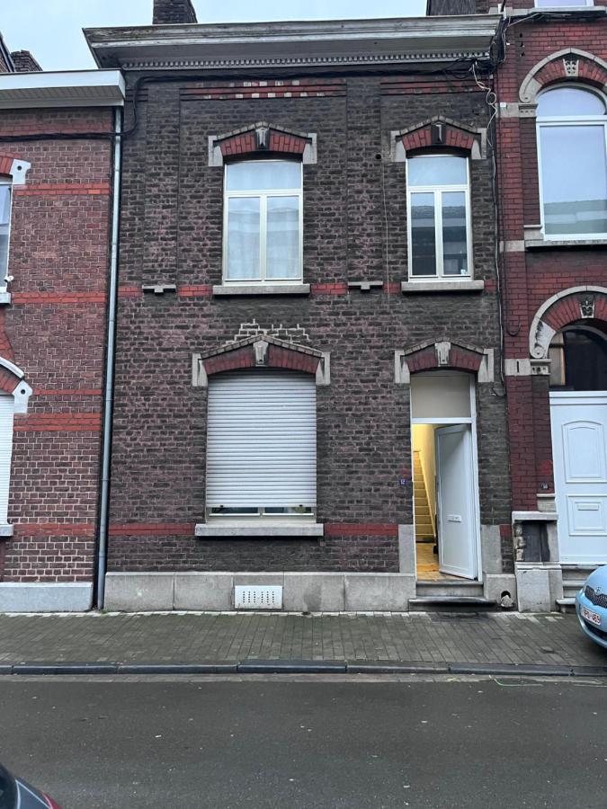 Grande Maison Avec Plusieurs Chambres A Louer Liege Bagian luar foto