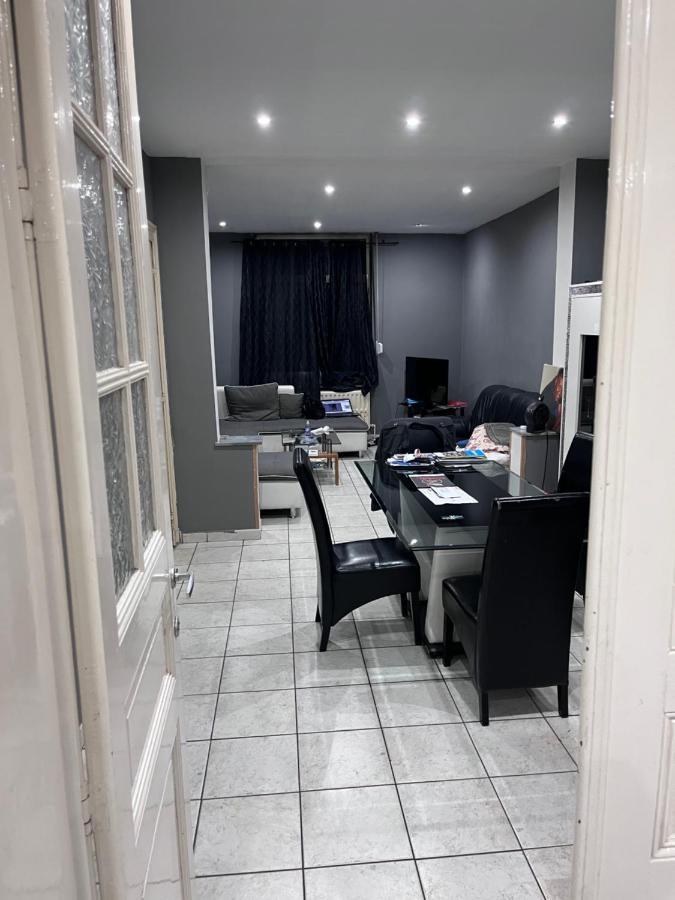 Grande Maison Avec Plusieurs Chambres A Louer Liege Bagian luar foto